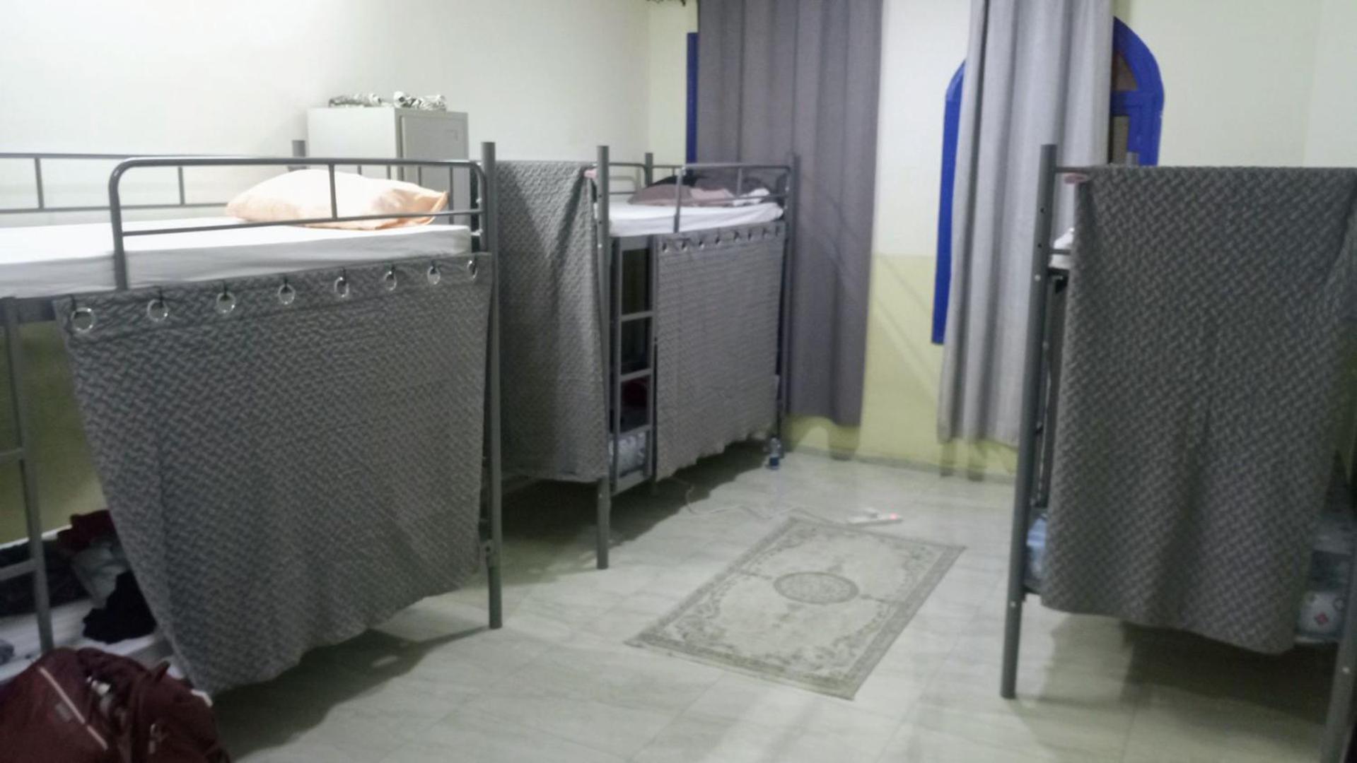 Salem House Hostel ニズワ エクステリア 写真